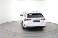 Škoda Octavia Combi 4x4 RS TDI DSG in Moon-Weiß Metallic