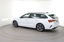 Škoda Octavia Combi 4x4 RS TDI DSG in Moon-Weiß Metallic