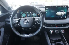 Škoda Superb 4x4 Selection TDI DSG in Ice Tea-Gelb Metallic