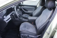 Škoda Superb 4x4 Selection TDI DSG in Ice Tea-Gelb Metallic
