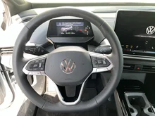VW ID.4 Pure 140 kW Business - 58 kWh in Scale Silver Metallic