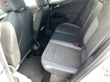 VW ID.4 Pure 140 kW Business - 58 kWh in Scale Silver Metallic