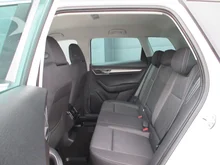 Škoda Karoq 4x4 Selection TDI DSG in Moon-Weiß Metallic