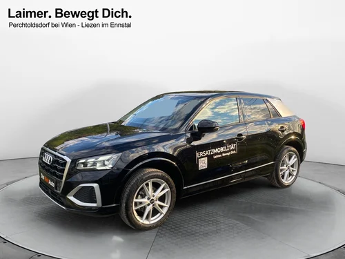 Audi Q2 35 TFSI admired