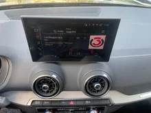 Audi Q2 35 TFSI admired in brillantschwarz klar