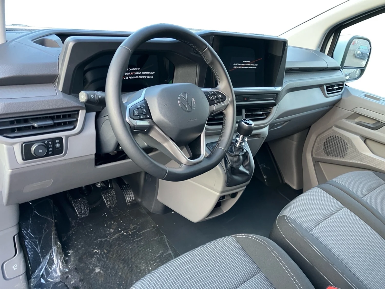 Bild eines Transporter Kasten L-Trennwand TDI