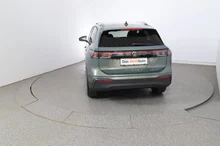 VW Tiguan Friends TDI 4MOTION DSG in Cipressino-Grün Metallic