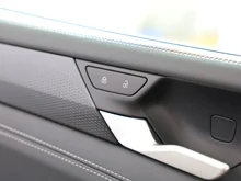 VW Tiguan Friends TDI 4MOTION DSG in Cipressino-Grün Metallic