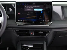 VW Tiguan Friends TDI 4MOTION DSG in Cipressino-Grün Metallic