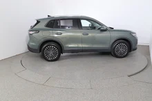 VW Tiguan Friends TDI 4MOTION DSG in Cipressino-Grün Metallic