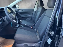 VW T-Cross 4Me TSI in Deep Black Perleffekt