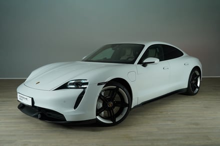 Porsche Taycan Turbo