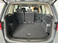 VW Touran Friends TDI DSG in Delfingrau Metallic