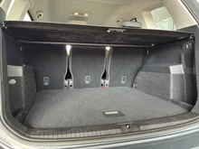 VW Touran Friends TDI DSG in Delfingrau Metallic