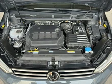 VW Touran Friends TDI DSG in Delfingrau Metallic