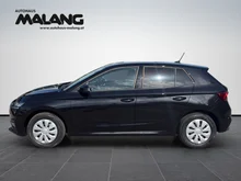 Škoda Fabia Essence TSI in Black-Magic Perleffekt