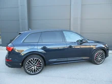 Audi Q7 55 TFSI e quattro S line 290 kW in D6 Waitomoblau Metallic
