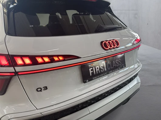 Bild eines Audi Q3 e-hybrid 200 kW