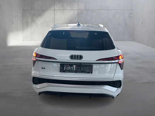 Bild eines Audi Q3 e-hybrid 200 kW