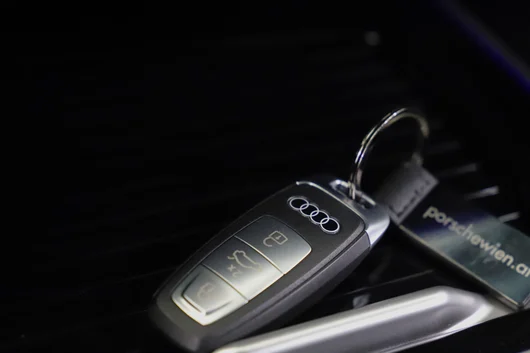 Bild eines Audi Q3 e-hybrid 200 kW