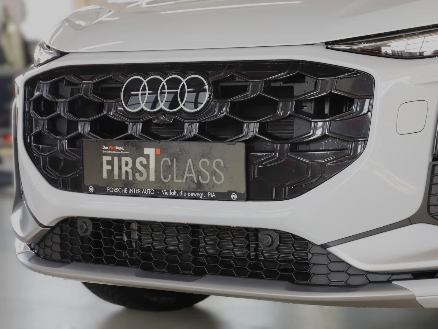 Bild eines Audi Q3 e-hybrid 200 kW