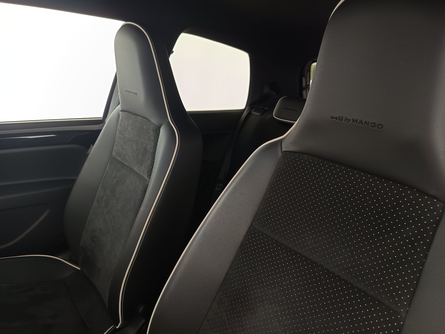 SEAT Mii 3-Türer Mii by MANGO | Bild 22 von 25