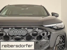 Audi Q5 SUV TDI quattro 150 kW in Mythosschwarz Metallic
