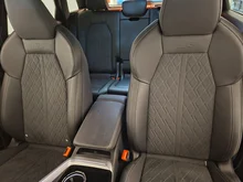 Audi Q5 SUV TDI quattro 150 kW in Mythosschwarz Metallic