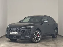 Audi Q5 SUV TDI quattro 150 kW in Mythosschwarz Metallic