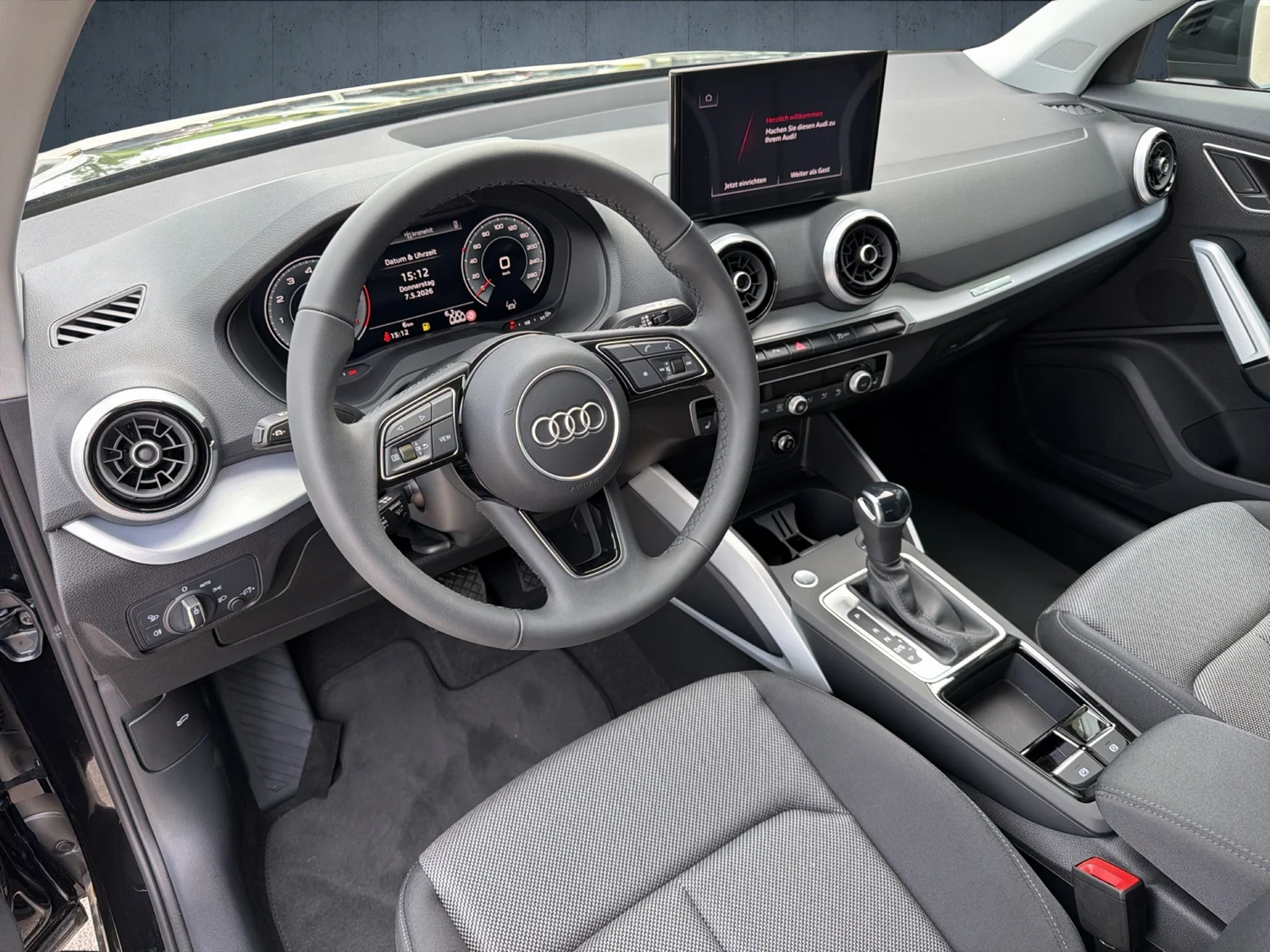 Bild eines Q2 35 TFSI admired