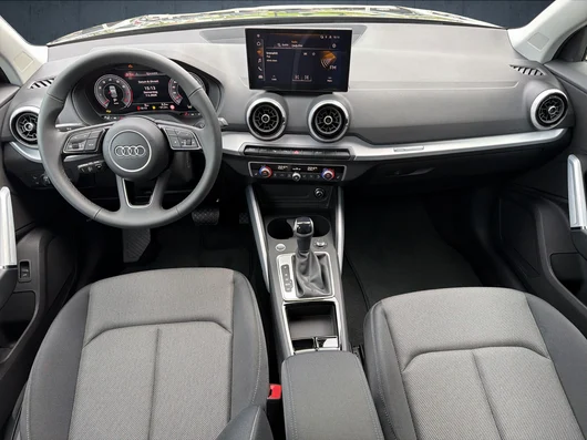 Bild eines Q2 35 TFSI admired
