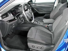 Škoda Octavia Combi Style TDI DSG in Race-Blau Metallic