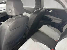VW ID.3 Pro Performance Go 150 kW in Scale Silver Metallic Dach Schwarz