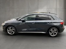 Audi A3 Sportback 30 TFSI in Manhattangrau Metallic