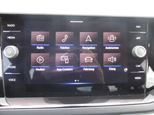 VW Taigo R-Line TSI DSG in Rauchgrau Metallic