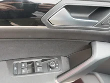 VW Touran Highline TDI DSG in URANOGRAU