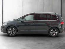 VW Touran Highline TDI DSG in URANOGRAU