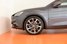 Thumbnail-Foto von Fahrzeug