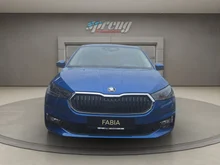 Škoda Fabia Essence TSI in Race-Blau Metallic