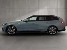 BMW 5xx 5 Touring 520 d xDrive M Sport in hellgrün- metallic