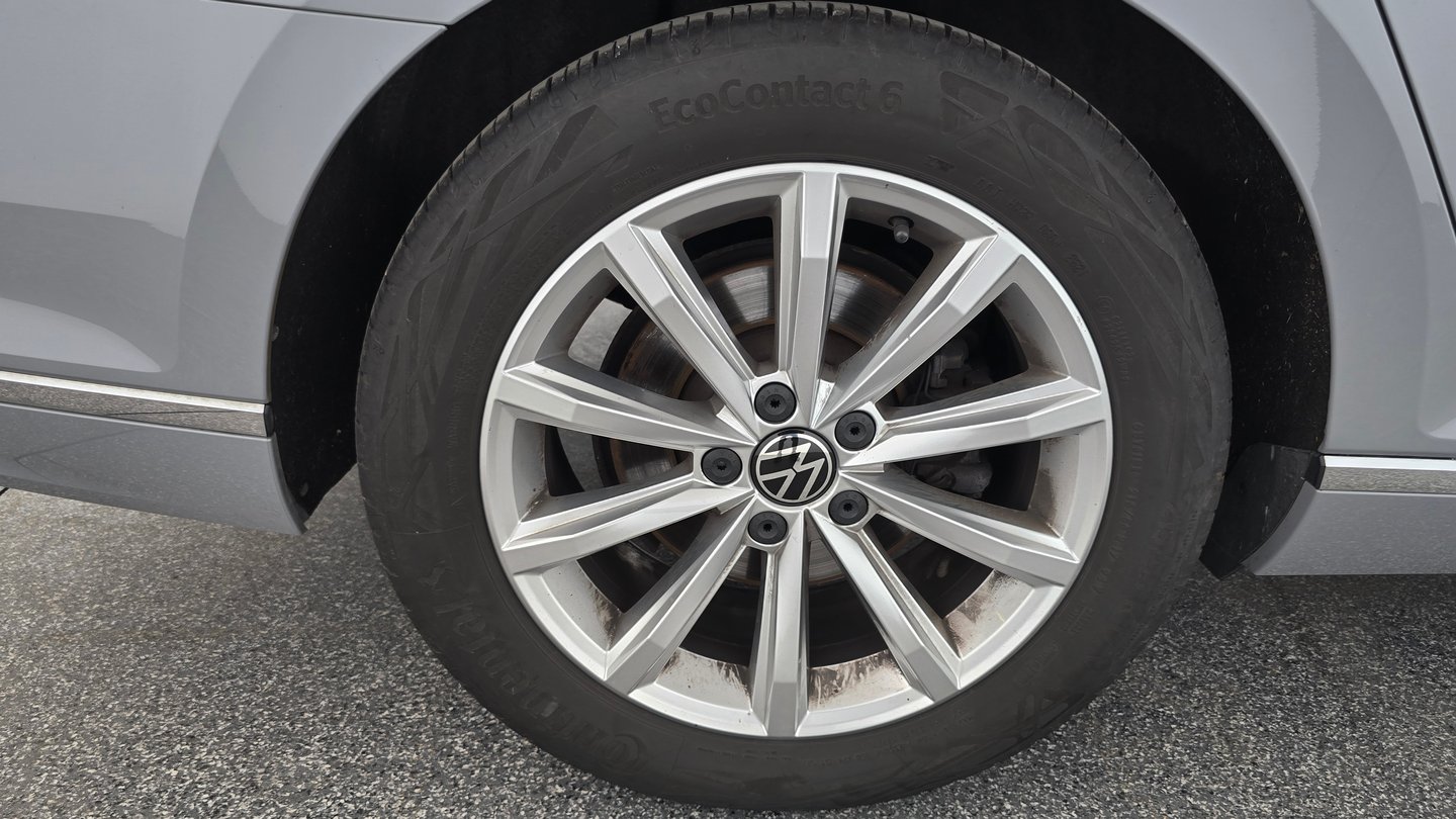 VW Passat Variant Elegance TDI DSG | Bild 9 von 25