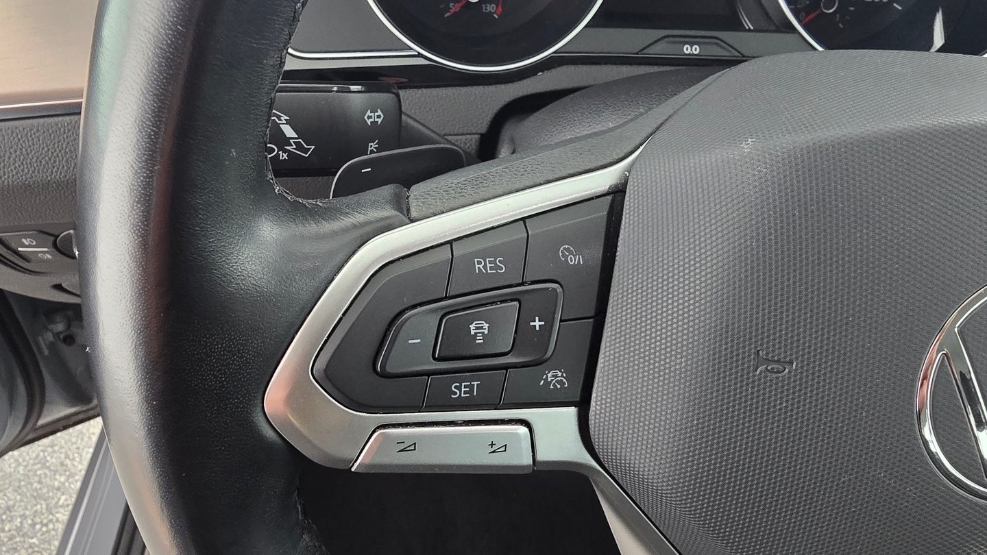 VW Passat Variant Elegance TDI DSG | Bild 15 von 25