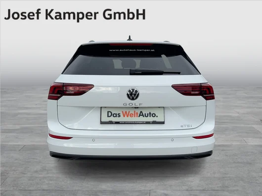 Bild eines Golf Variant Business mHeV DSG