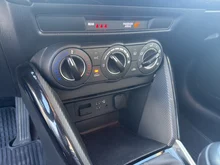 Mazda 2 G115 Revolution Top in dunkelgrau - metallic