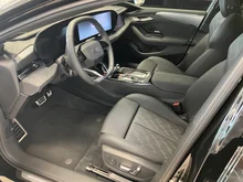 Audi A6 Sportback e-tron quattro in Mythosschwarz Metallic
