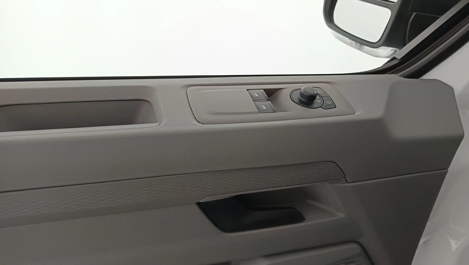 Bild eines VW Transporter Kombi TDI
