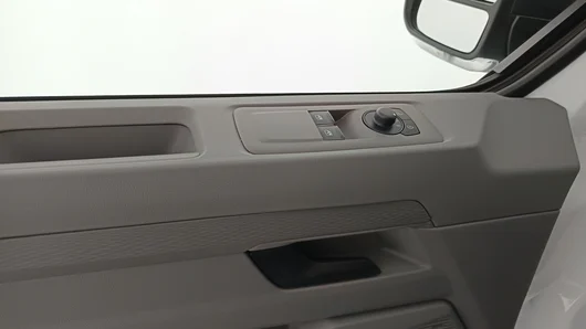 Bild eines VW Transporter Kombi TDI