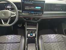 VW Tayron Sport TDI 4MOTION DSG in Nightshade Blue Metallic