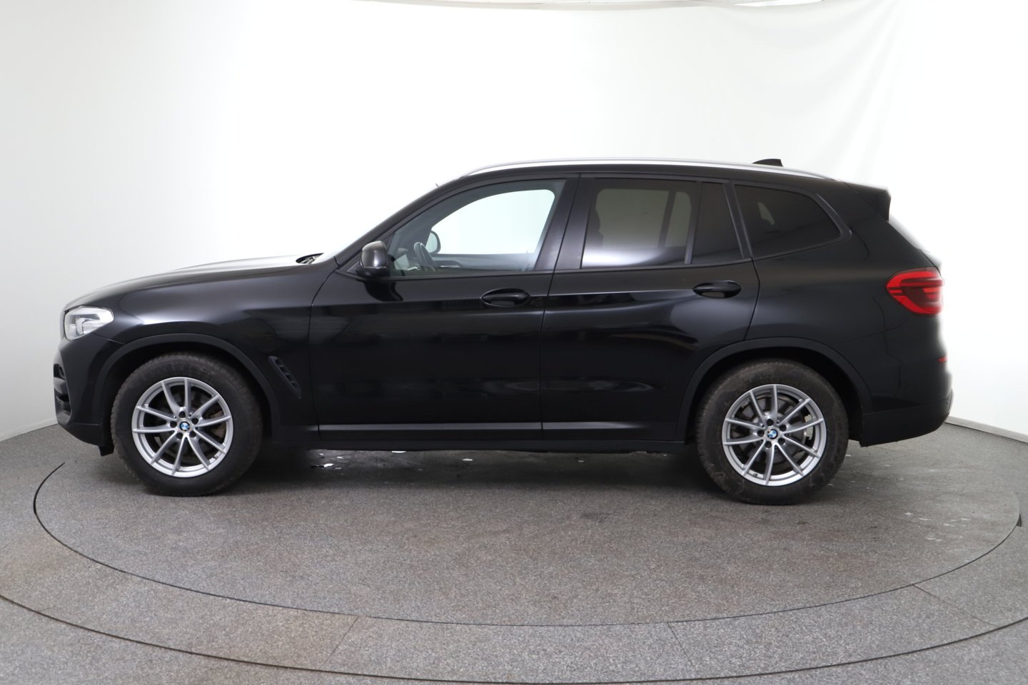 BMW X3 sDrive 18d Aut. | Bild 2 von 27