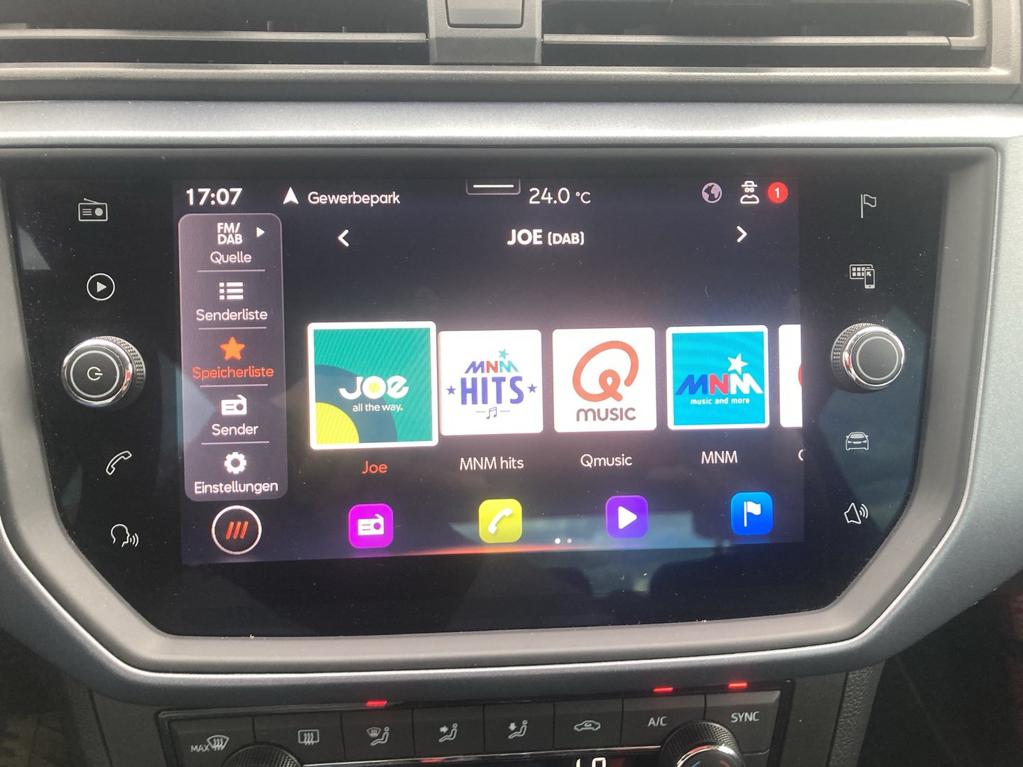 SEAT Arona Style TDI DSG | Bild 17 von 25